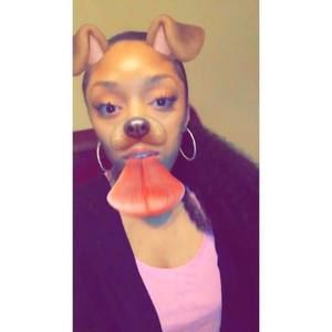 Meet your Posher, Kendra